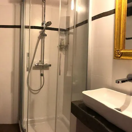 Tavanara Nocleg ze śniadaniem